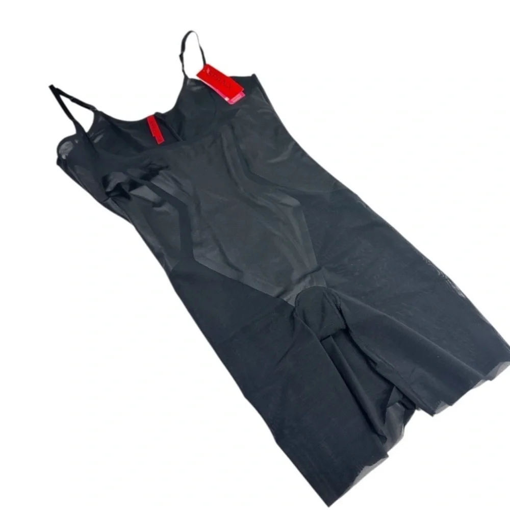 Spanx Haute Contour Open-Bust Mid-Thigh Bodysuit Very Black NWT